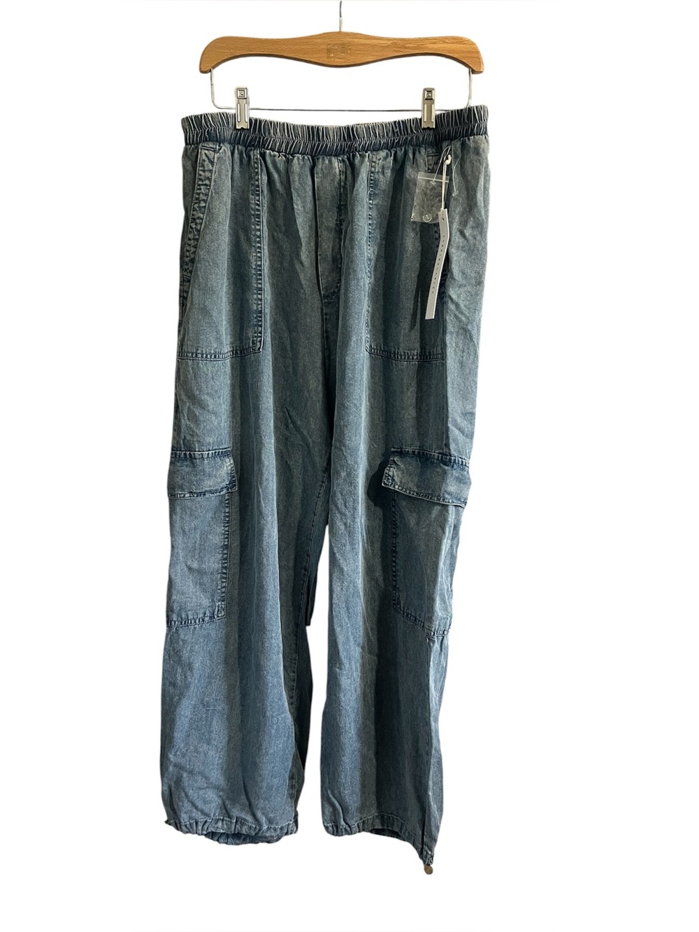 Jane + Delancey Wide Leg Chambray Pants / Joggers